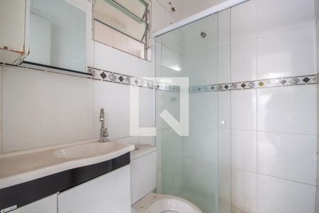 Banheiro de casa à venda com 1 quarto, 60m² em Km 18, Osasco