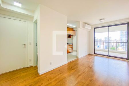 Sala de apartamento para alugar com 3 quartos, 76m² em Chácara Santo Antônio (zona Sul), São Paulo