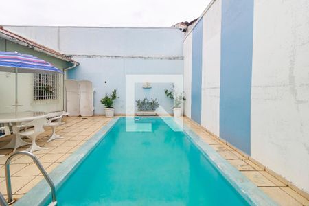 Casa para alugar com 300m², 3 quartos e 5 vagasPiscina