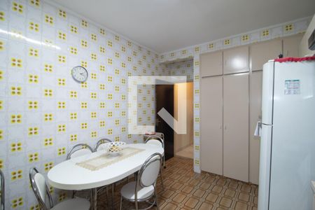 Casa à venda com 160m², 3 quartos e 2 vagasCozinha