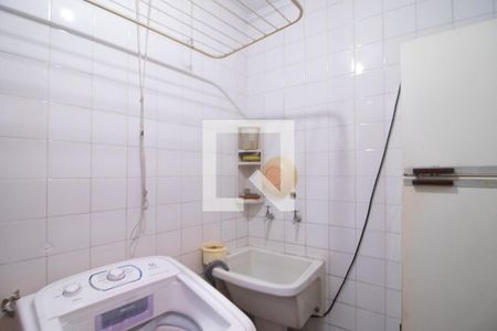 Casa à venda com 160m², 3 quartos e 2 vagasÁrea de Serviço