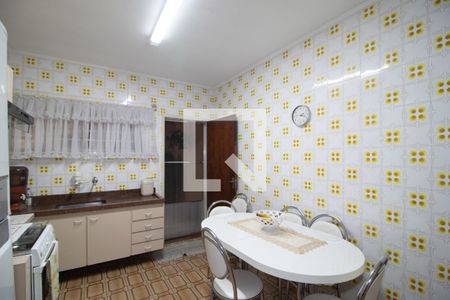 Casa à venda com 160m², 3 quartos e 2 vagasCozinha