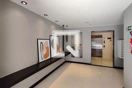 Apartamento à venda com 37m², 2 quartos e sem vagaÁrea comum