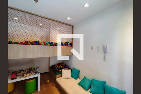 Apartamento à venda com 37m², 2 quartos e sem vagaÁrea comum