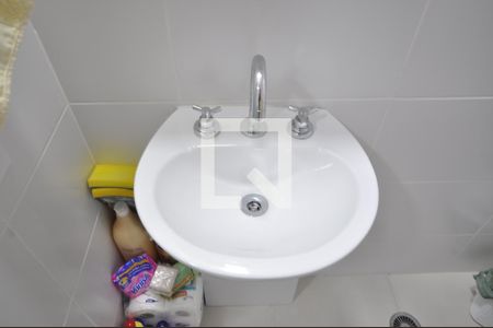 Banheiro de apartamento à venda com 1 quarto, 27m² em Vila Gustavo, São Paulo