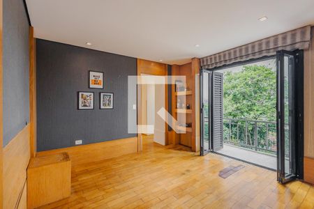 Casa à venda com 900m², 7 quartos e 8 vagasSuíte 4