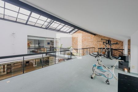 Casa à venda com 900m², 7 quartos e 8 vagasAcademia