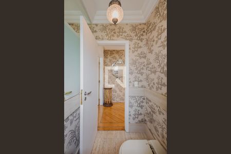 Casa à venda com 900m², 7 quartos e 8 vagasLavabo