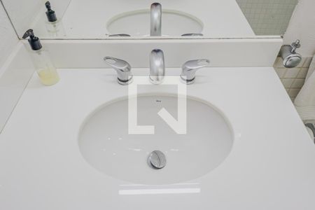 Casa à venda com 900m², 7 quartos e 8 vagasBanheiro 2