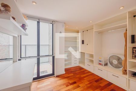 Casa à venda com 900m², 7 quartos e 8 vagasQuarto 1