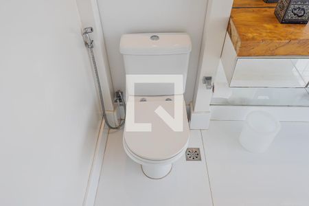 Casa à venda com 900m², 7 quartos e 8 vagasBanheiro da Suíte 3