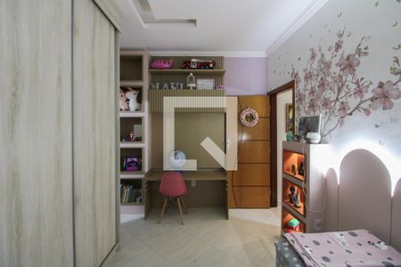 Casa à venda com 232m², 3 quartos e 3 vagasSuíte 2