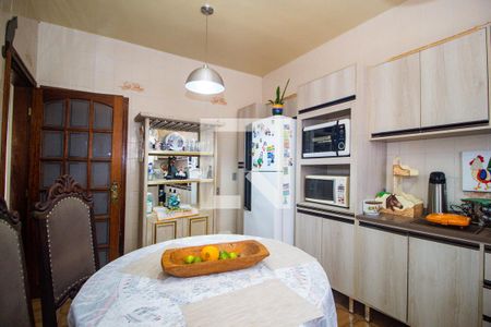 Casa à venda com 300m², 4 quartos e 5 vagasCozinha