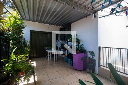 Casa à venda com 300m², 4 quartos e 5 vagasQuintal