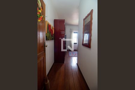 Casa à venda com 300m², 4 quartos e 5 vagasquarto 2