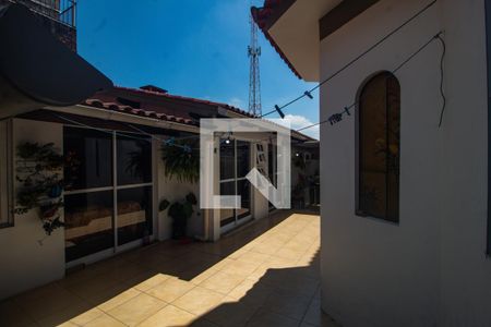Casa à venda com 300m², 4 quartos e 5 vagasQuintal