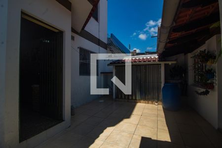Casa à venda com 300m², 4 quartos e 5 vagasQuintal