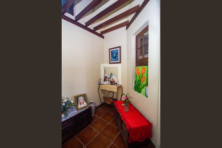 Casa à venda com 300m², 4 quartos e 5 vagasSala