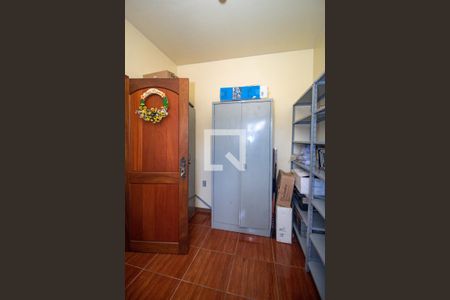 Casa à venda com 300m², 4 quartos e 5 vagasEscritório