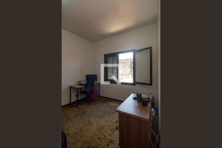 Casa à venda com 300m², 4 quartos e 5 vagasquarto 3