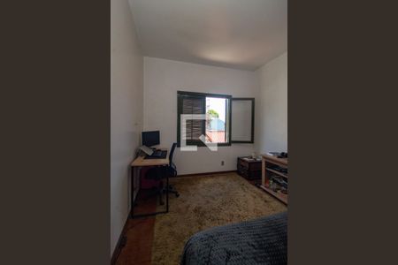 Casa à venda com 300m², 4 quartos e 5 vagasquarto 3