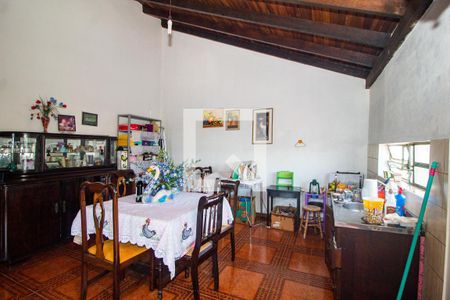 Casa à venda com 300m², 4 quartos e 5 vagasquarto 4