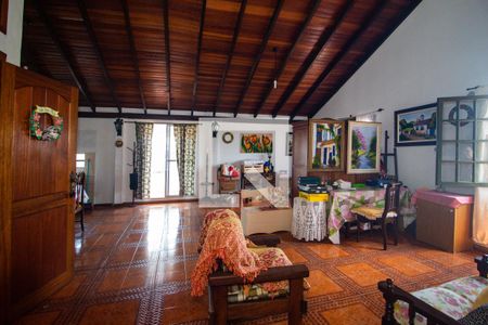 Casa à venda com 300m², 4 quartos e 5 vagasquarto 4