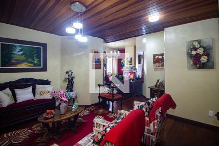 Casa à venda com 300m², 4 quartos e 5 vagasSala 2