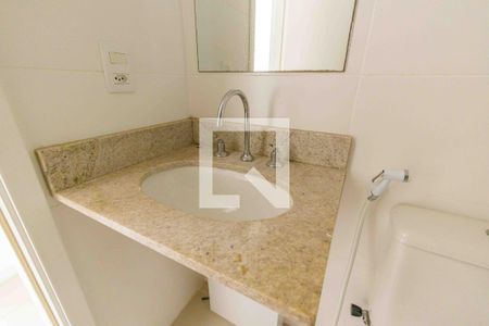 Apartamento à venda com 122m², 3 quartos e 3 vagasBanheiro da Suíte 2