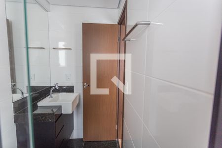 Apartamento para alugar com 65m², 2 quartos e 2 vagasBanheiro da Suíte 2
