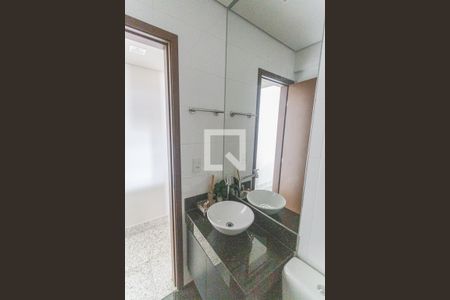 Apartamento para alugar com 65m², 2 quartos e 2 vagasLavabo