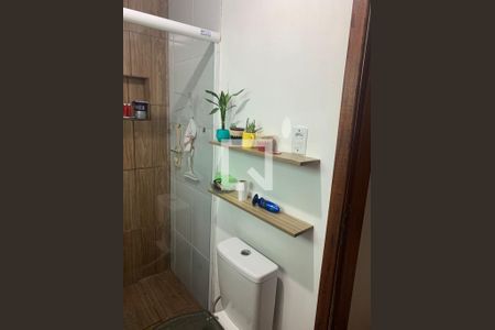 Banheiro de casa para alugar com 2 quartos, 76m² em Niterói, Canoas