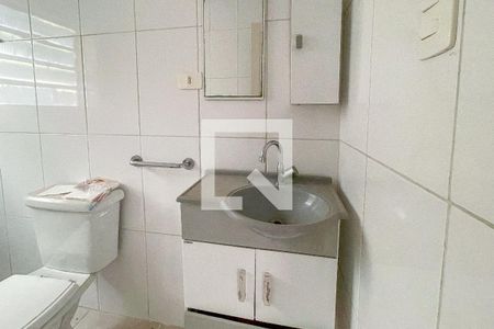 Apartamento para alugar com 64m², 2 quartos e sem vaga Apartamento para alugar com 64m², 2 quartos e sem vagaBanheiro