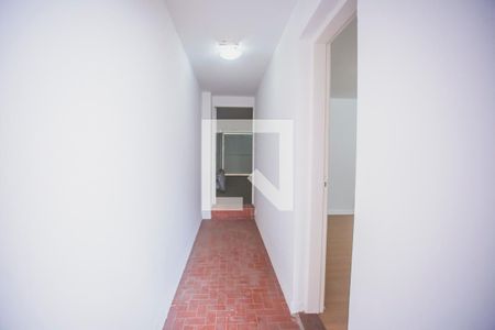 Casa para alugar com 216m², 3 quartos e 3 vagas Casa para alugar com 216m², 3 quartos e 3 vagasCorredor