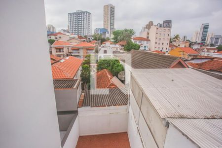 Casa para alugar com 216m², 3 quartos e 3 vagas Casa para alugar com 216m², 3 quartos e 3 vagasVista