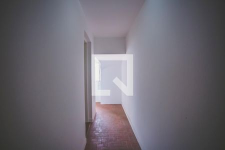 Casa para alugar com 216m², 3 quartos e 3 vagas Casa para alugar com 216m², 3 quartos e 3 vagasCorredor