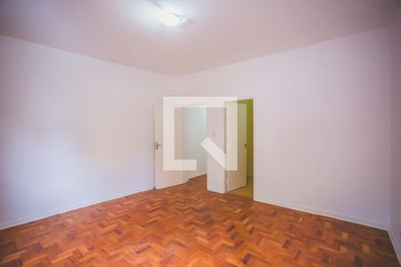 Casa para alugar com 216m², 3 quartos e 3 vagas Casa para alugar com 216m², 3 quartos e 3 vagasSuíte