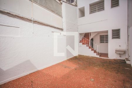 Casa para alugar com 216m², 3 quartos e 3 vagas Casa para alugar com 216m², 3 quartos e 3 vagasÁrea de Serviço