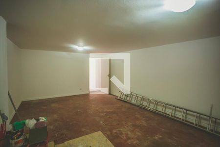 Casa para alugar com 216m², 3 quartos e 3 vagas Casa para alugar com 216m², 3 quartos e 3 vagasGaragem