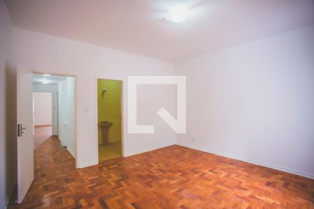 Casa para alugar com 216m², 3 quartos e 3 vagas Casa para alugar com 216m², 3 quartos e 3 vagasSuíte