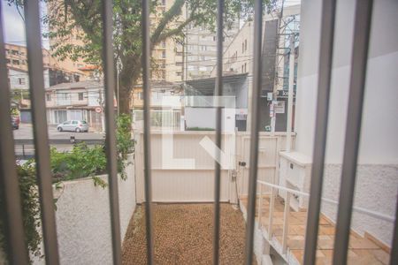 Vista de casa para alugar com 3 quartos, 216m² em Mirandópolis, São Paulo