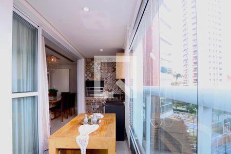 Apartamento à venda com 154m², 3 quartos e 3 vagas Apartamento à venda com 154m², 3 quartos e 3 vagasVaranda gourmet