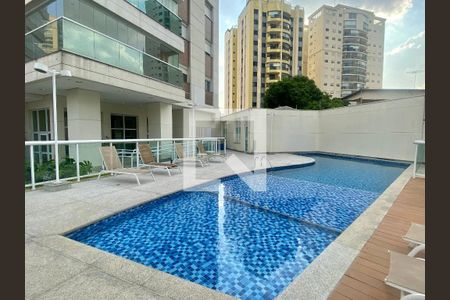 Apartamento à venda com 154m², 3 quartos e 3 vagas Apartamento à venda com 154m², 3 quartos e 3 vagasPiscina