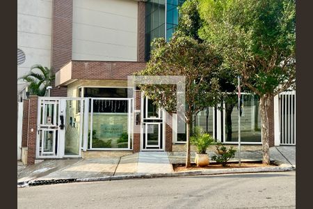 Apartamento à venda com 154m², 3 quartos e 3 vagas Apartamento à venda com 154m², 3 quartos e 3 vagasFachada