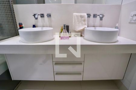 Apartamento à venda com 154m², 3 quartos e 3 vagas Apartamento à venda com 154m², 3 quartos e 3 vagasBanheiro do Quarto 3