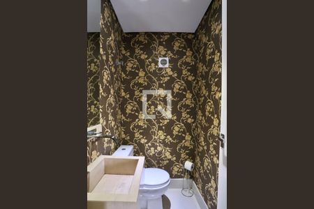 Apartamento à venda com 154m², 3 quartos e 3 vagas Apartamento à venda com 154m², 3 quartos e 3 vagasLavabo