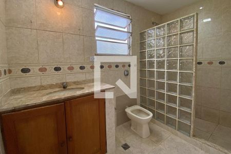 Casa para alugar com 105m², 2 quartos e 1 vagaBanheiro