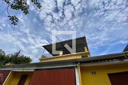 Casa para alugar com 105m², 2 quartos e 1 vagaFachada