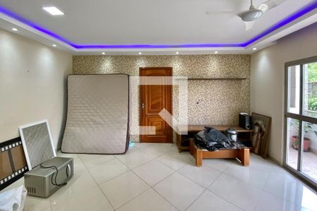Sala de casa para alugar com 2 quartos, 105m² em Santa Teresa, Rio de Janeiro