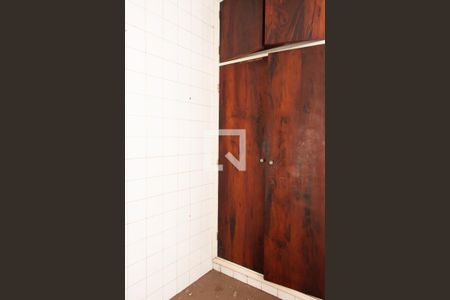 Casa à venda com 221m², 5 quartos e 3 vagasCOZINHA